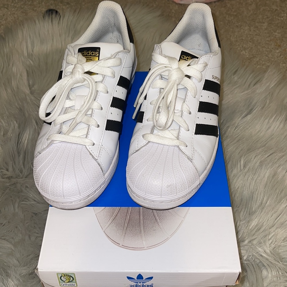 Adidas Superstar